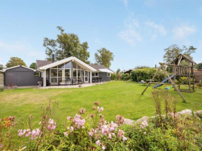 Holiday Home Tashina - 200m from the sea by Interhome in Grenå